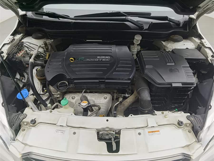 Suzuki S-Cross 2014 صورة سيارة #7