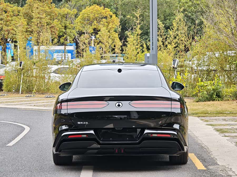 Denza Z9 2024 #7 Denza Z9 2024 car image #7