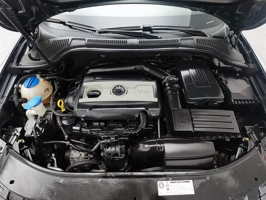 Skoda Superb Combi 2014 immagine di auto #7