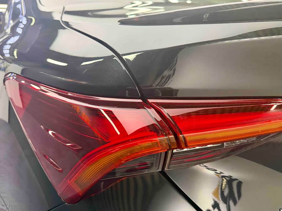 Toyota Avalon 2022 car image #7