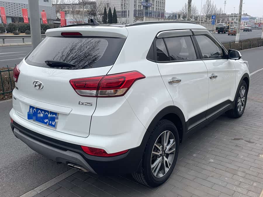Hyundai ix25 2019 #7 Hyundai ix25 2019 car image #7