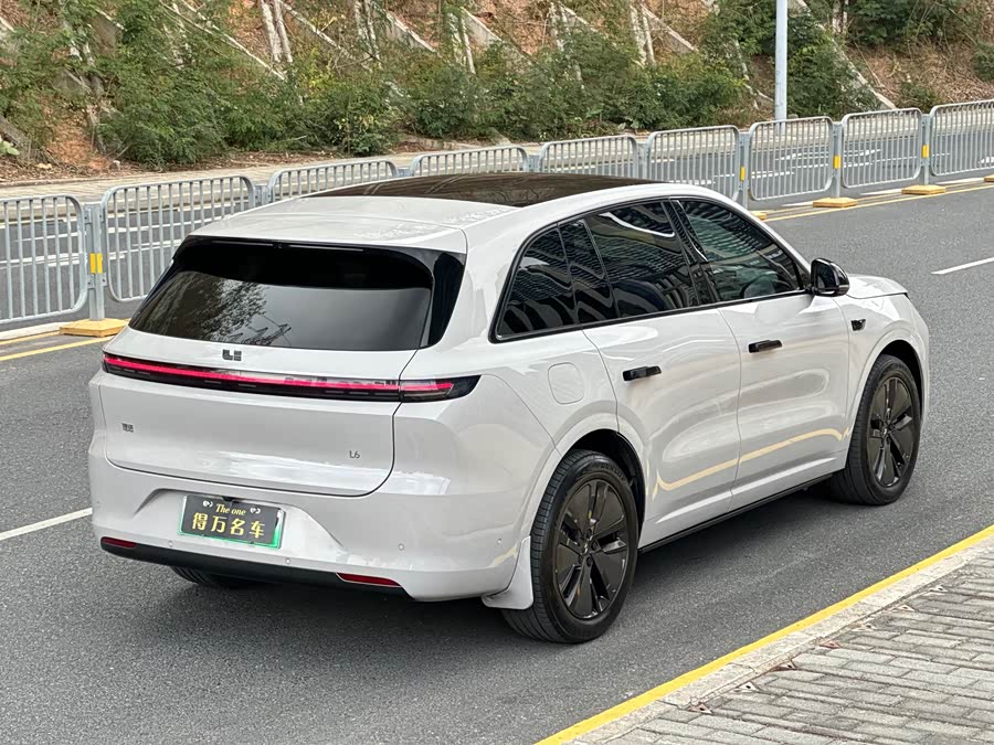 Li L6 2024 imagen de coche #7