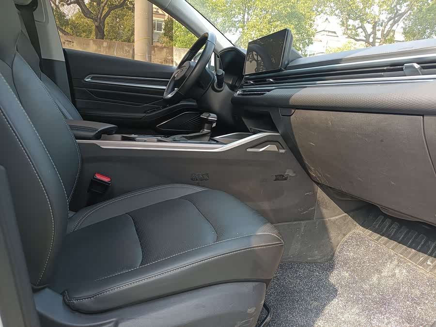 GEELY Emgrand 2021 #7 GEELY Emgrand 2021 car image #7