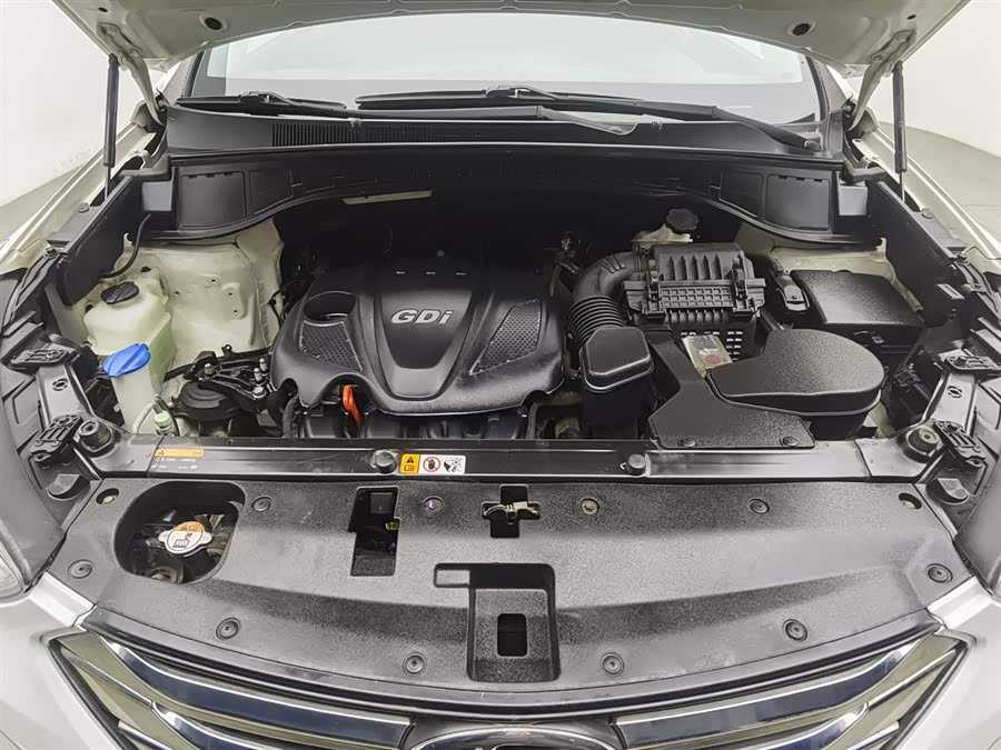 Hyundai Santa Fe 2014 car image #7