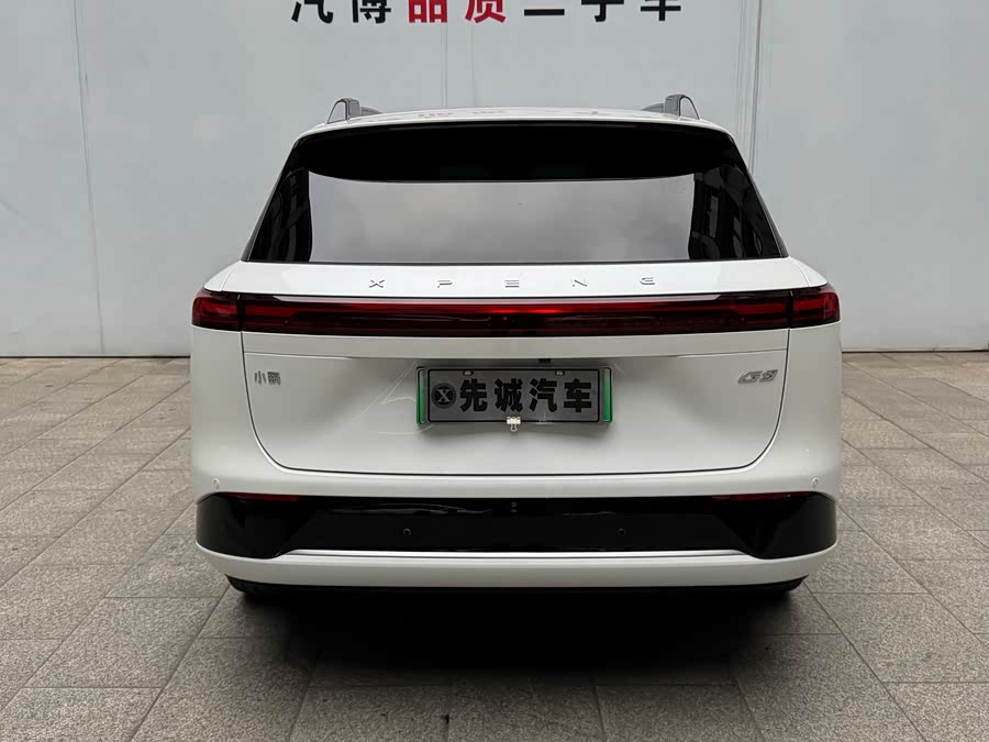 Xpeng G9 2025 car image #7