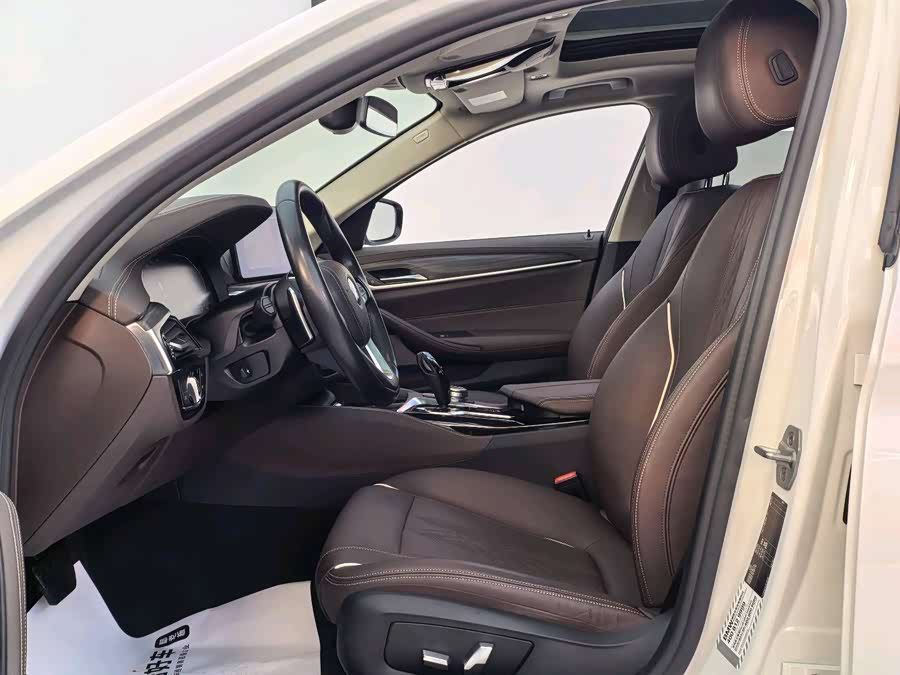 BMW 5 Series 2021 car image #7