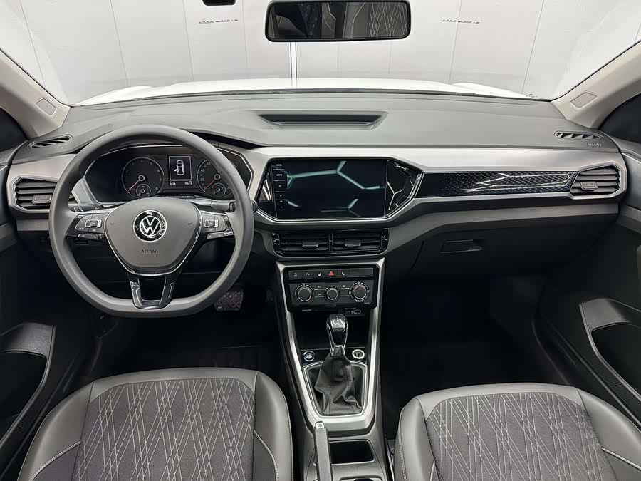 Volkswagen T-Cross 2021 #7 Volkswagen T-Cross 2021 car image #7