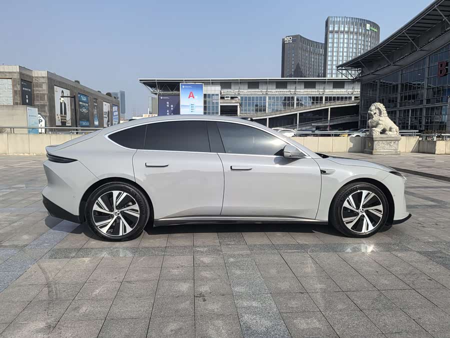 NIO ET5 2024 imagen de coche #7