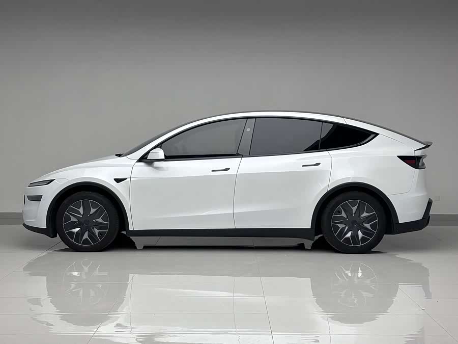 特斯拉 Model Y L 2025 汽车图片 #7