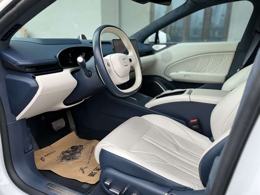 极氪 极氪007 2024 汽车图片 #7