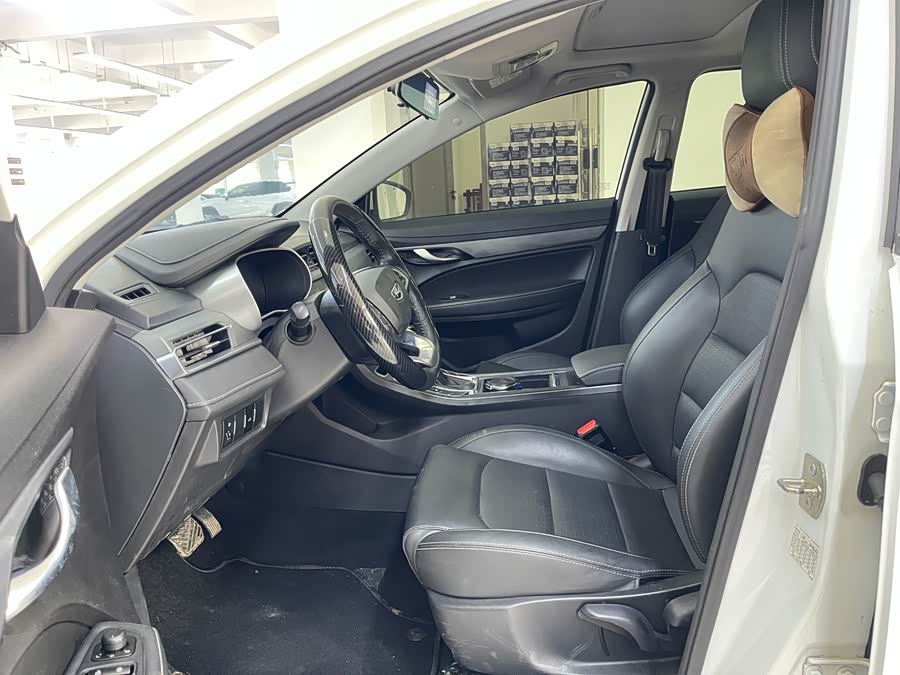 GEELY Emgrand 2021 car image #7