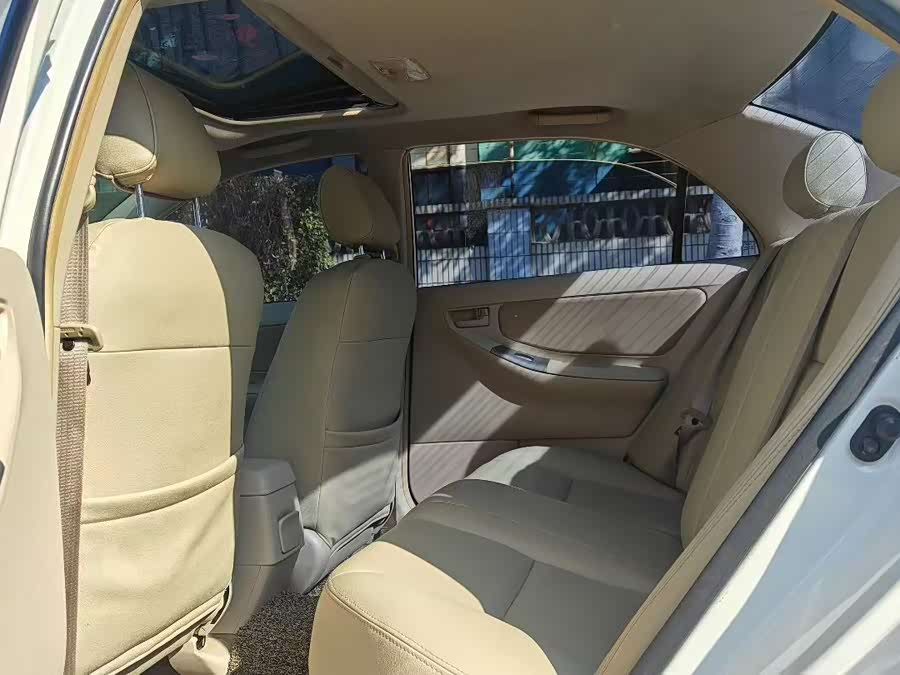 Toyota Corolla (Classic) 2014 car image #7