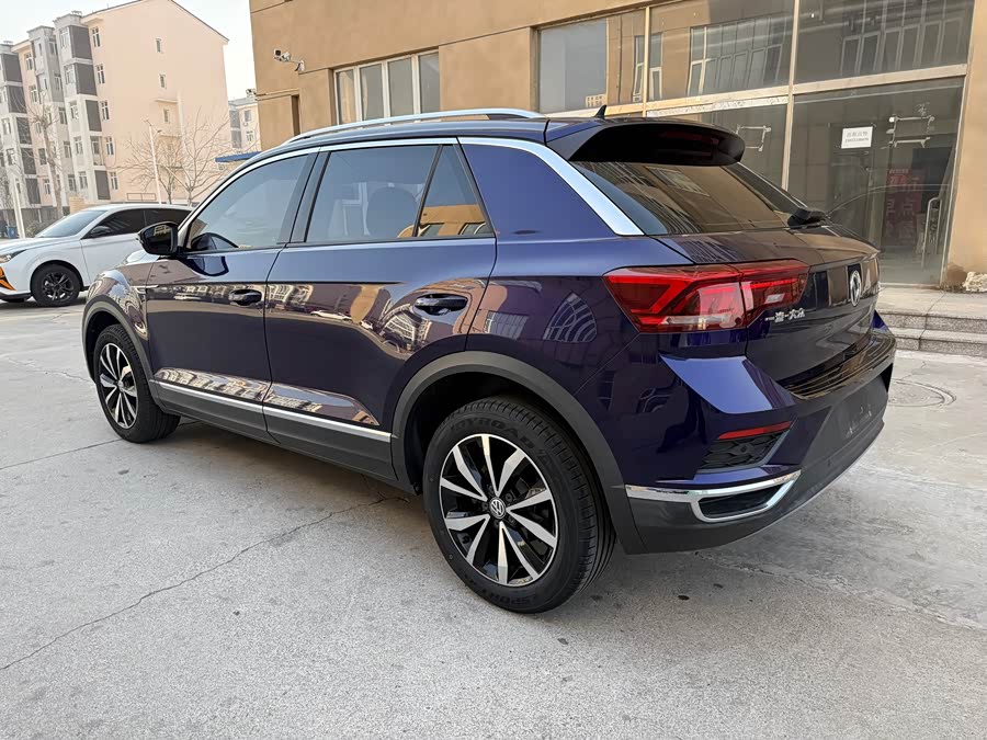 Volkswagen T-Roc 2019 #7 Volkswagen T-Roc 2019 car image #7