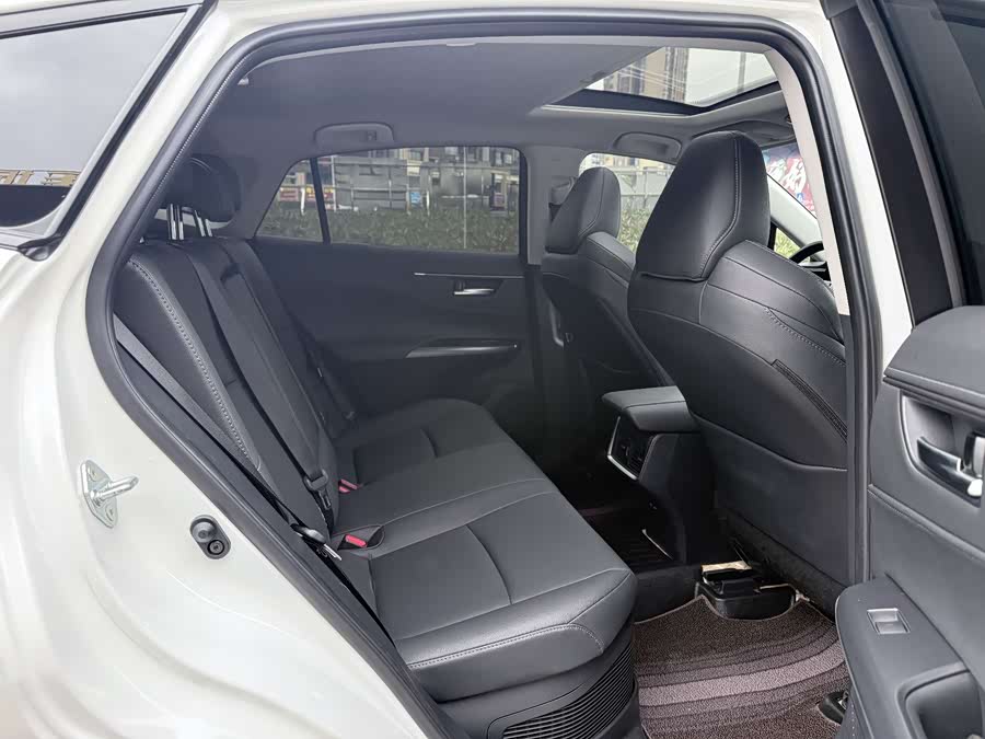 Toyota Venza 2023 car image #7