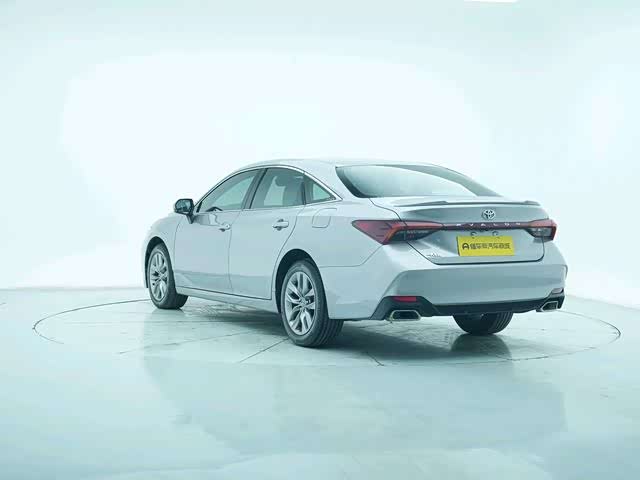 Toyota Avalon 2019 car image #7