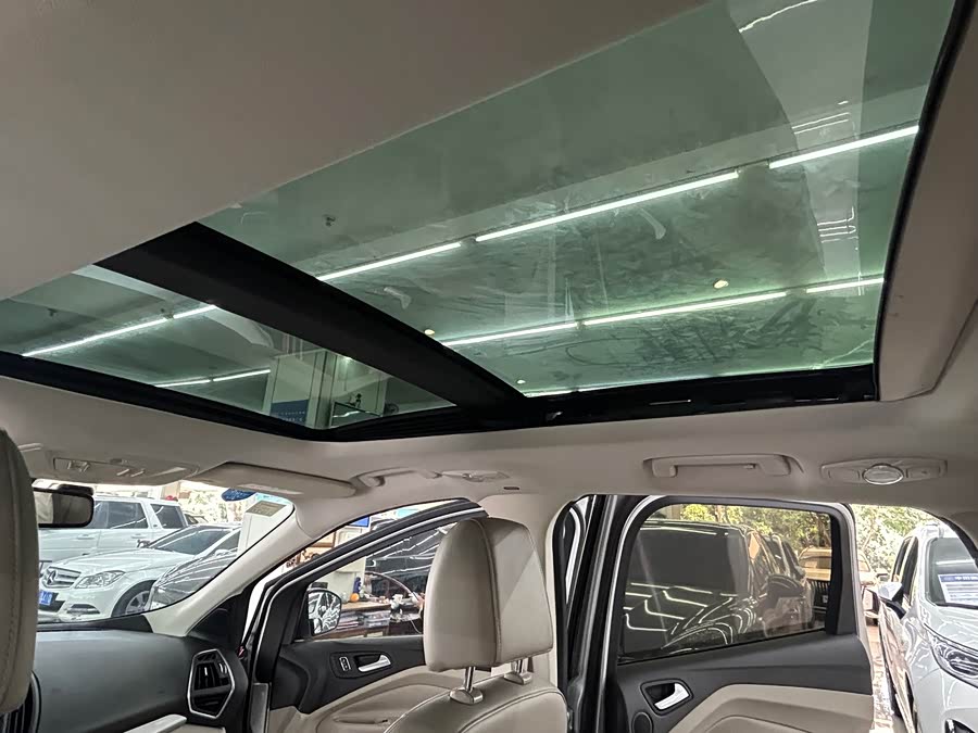 Ford Kuga 2014 صورة سيارة #7