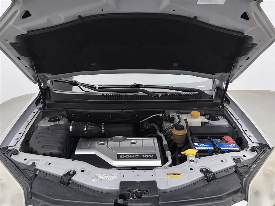 Chevrolet Captiva (Imported) 2010 car image #7