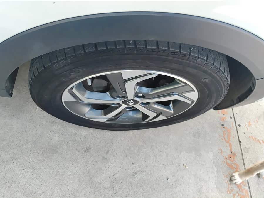 Hyundai ix25 2018 car image #7