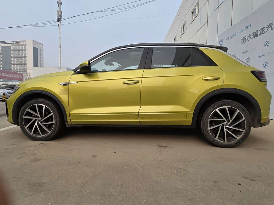 Volkswagen T-Roc 2023 #7 Volkswagen T-Roc 2023 car image #7