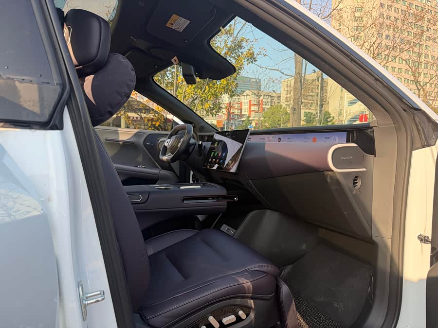 Avatr 07 2025 car image #7