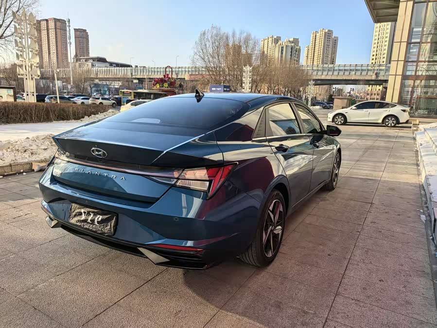 Hyundai Elantra 2023 car image #7