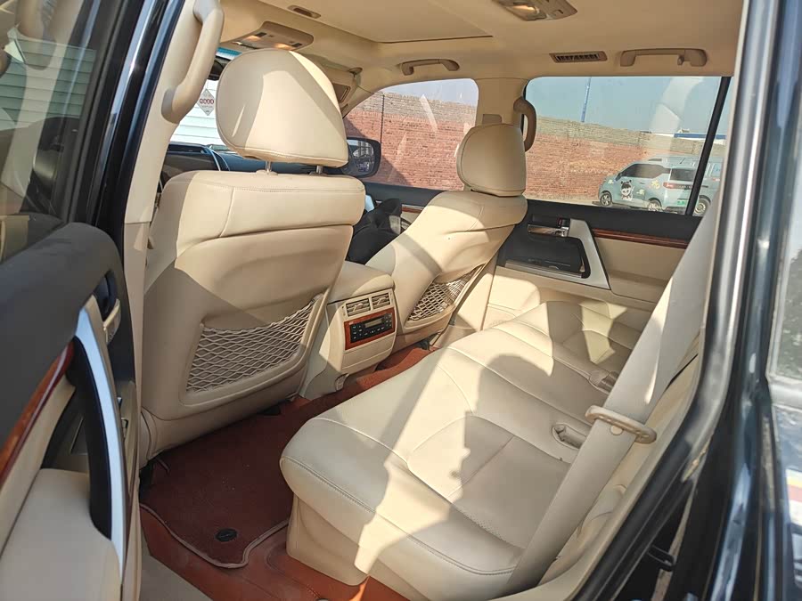 Toyota Land Cruiser 2014 car image #7