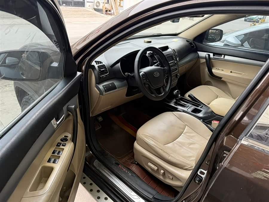 Kia Sorento 2012 car image #7