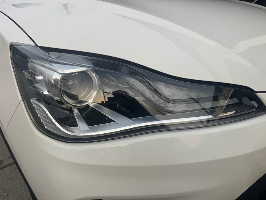 哪吒汽车 哪吒AYA 2024 汽车图片 #7