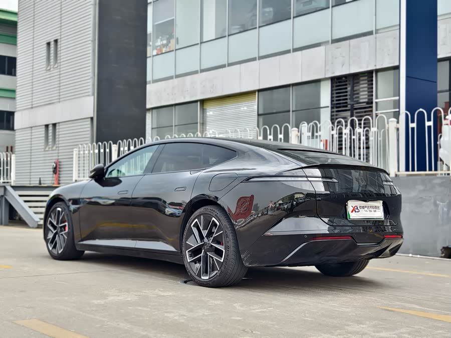 Avatr 12 2024 car image #7