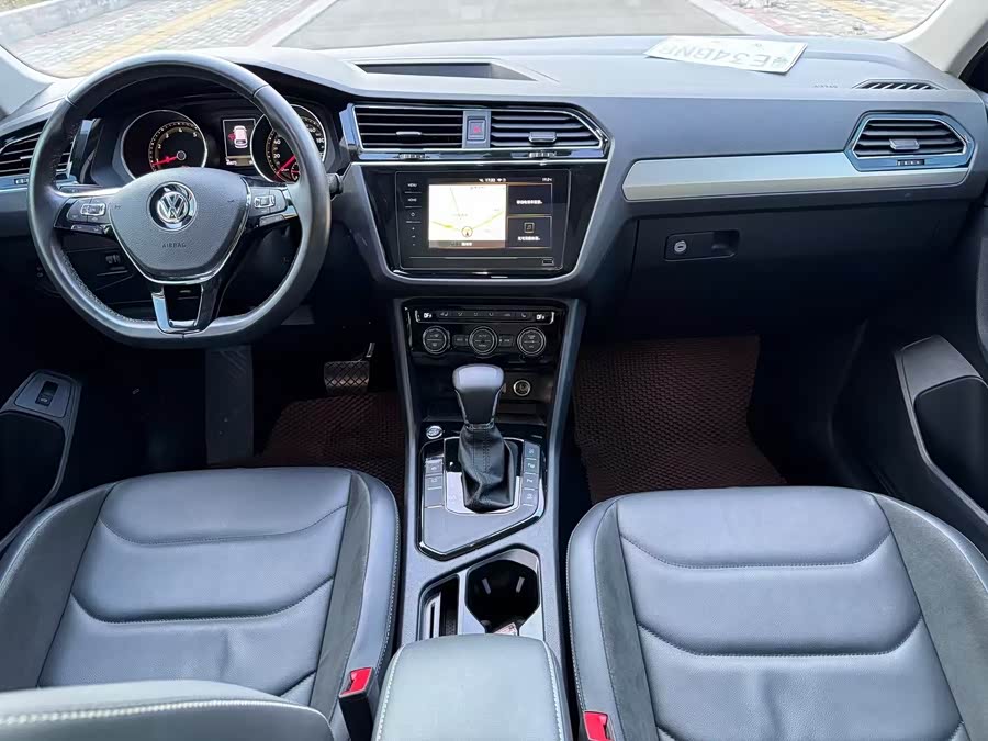 Volkswagen Tiguan L 2018 car image #7