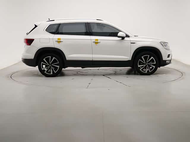 Volkswagen Tharu 2022 immagine di auto #7