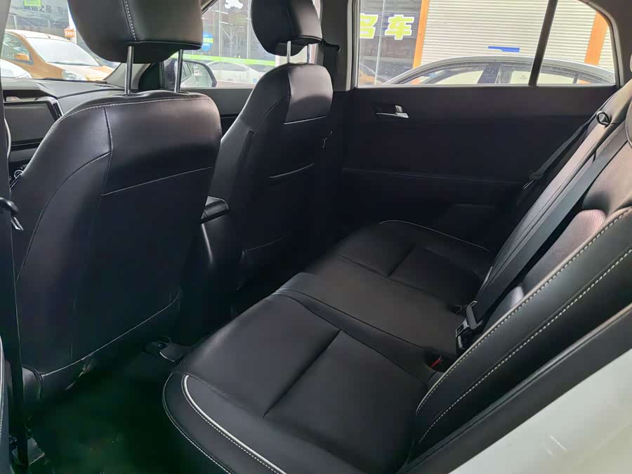 Hyundai ix25 2018 car image #7