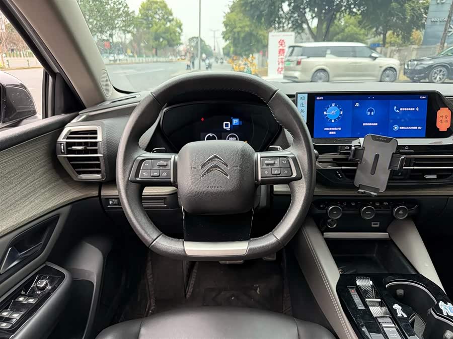Citroen C5 X 2022 car image #7