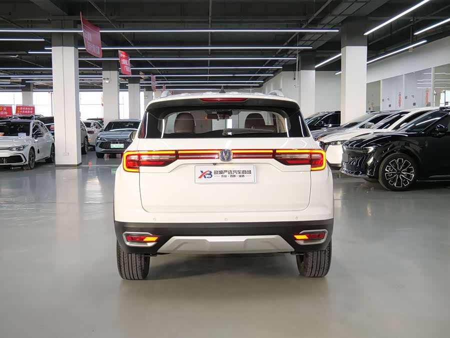 Changan CS35 Plus 2019 изображение автомобиля #7