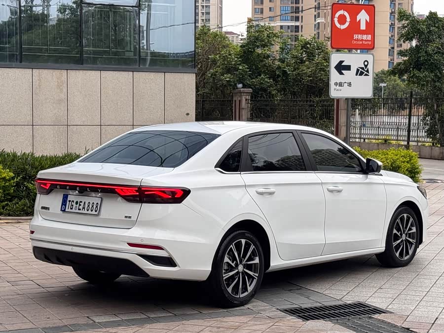 GEELY Emgrand 2024 #7 GEELY Emgrand 2024 car image #7