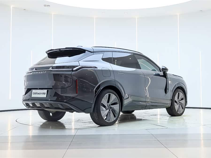 Lynk & Co 08 EM-P 2025 car image #7