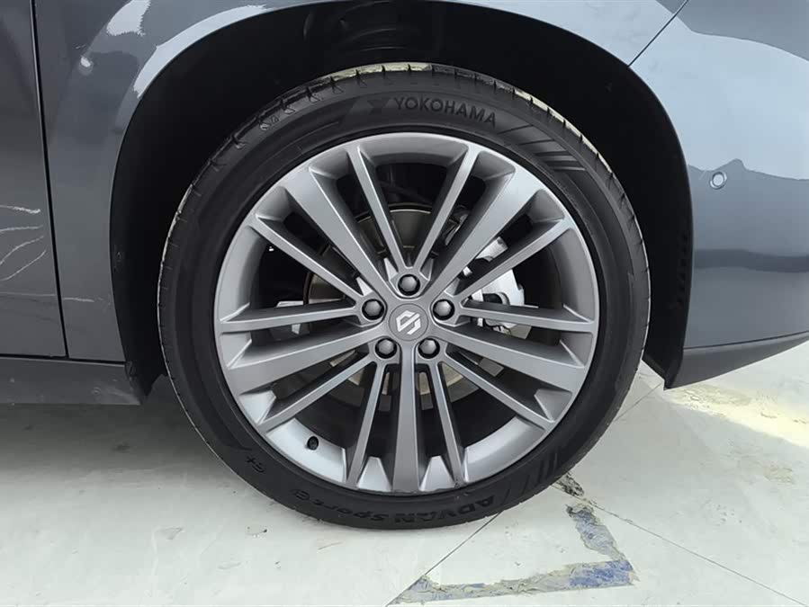 零跑汽车 零跑C16 2025 汽车图片 #7