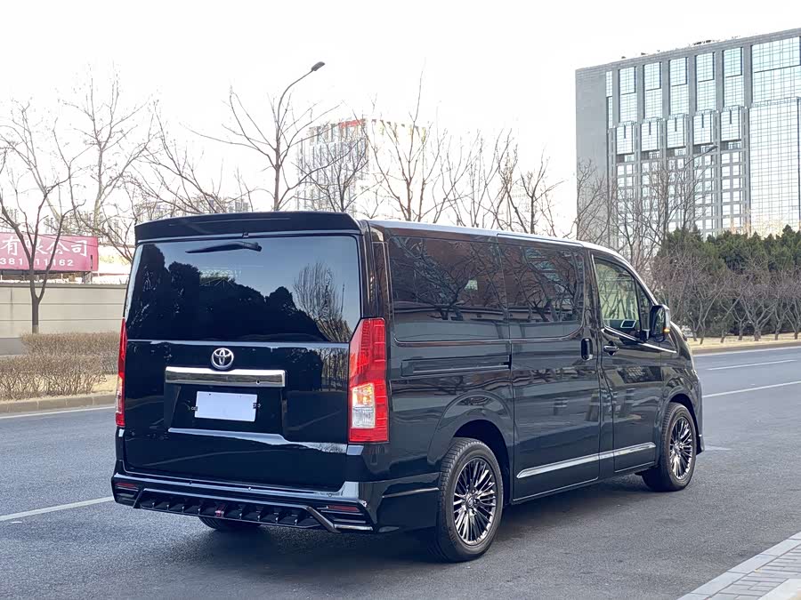 Toyota 2024 car image #7