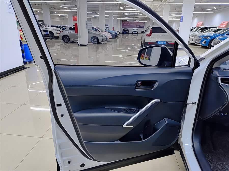 Toyota Corolla Cross 2023 car image #7