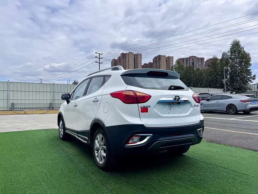 JAC 2015 imagem de carro #7