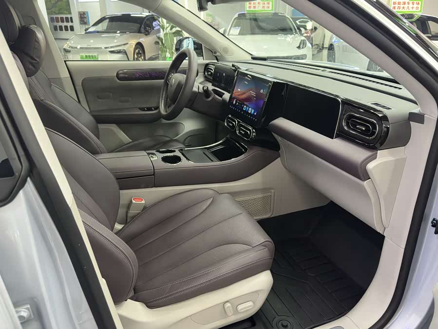 零跑汽车 零跑C11 2022 汽车图片 #7