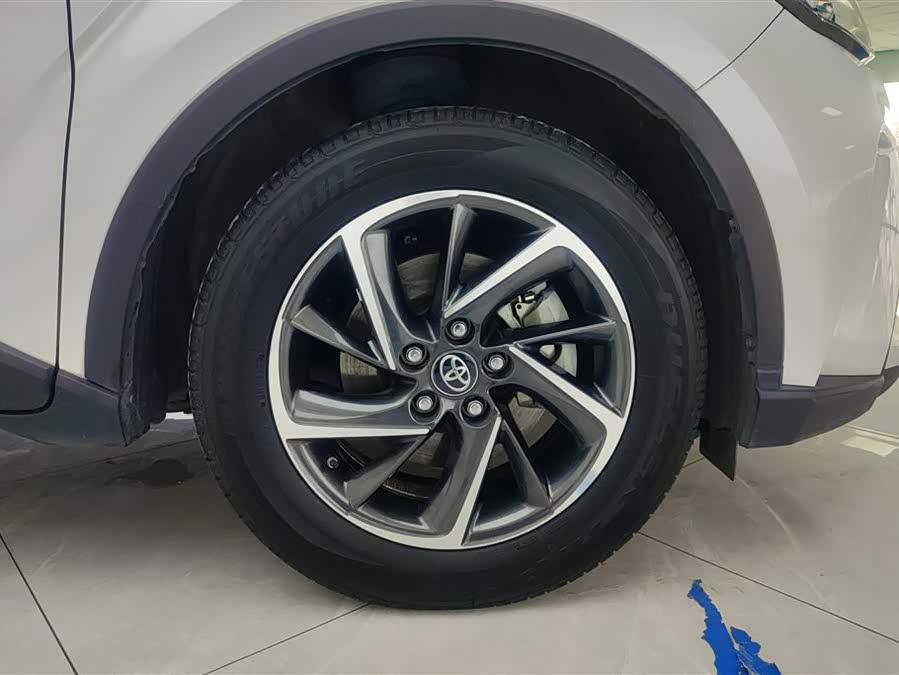 Toyota C-HR 2019 immagine di auto #7