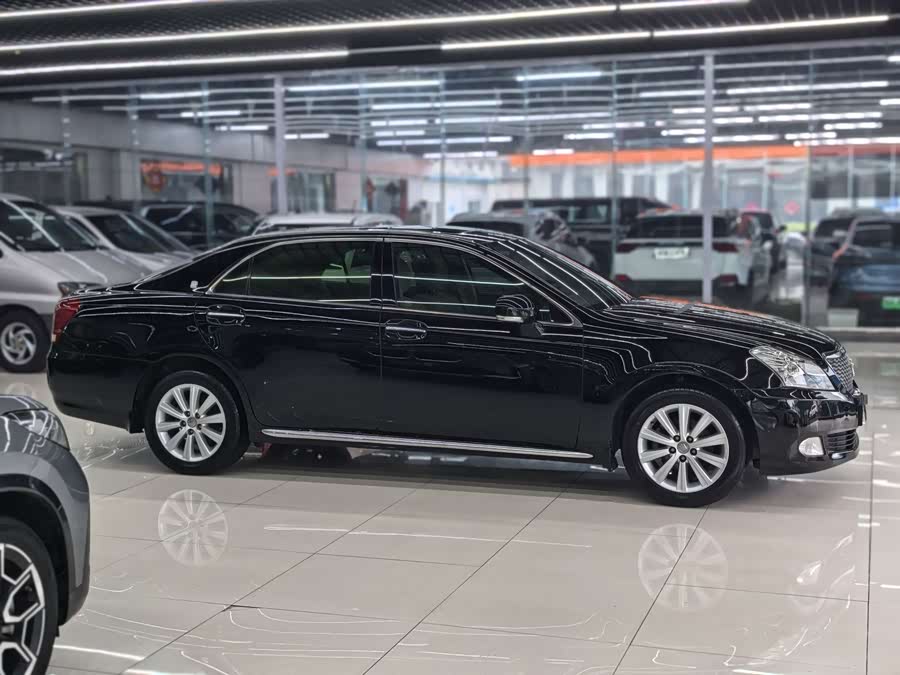 丰田 皇冠 2011 汽车图片 #7