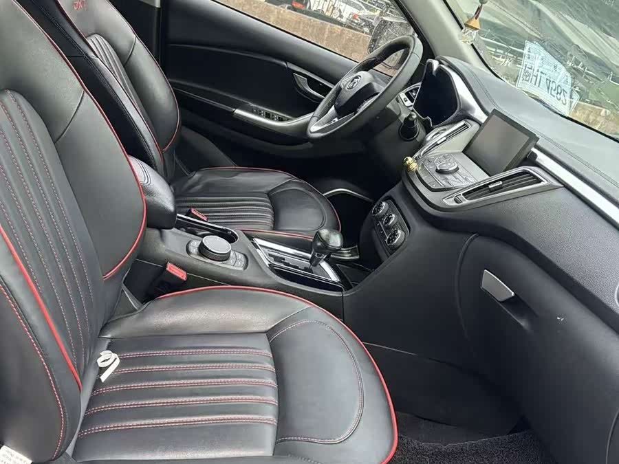 Soueast DX7 2016 صورة سيارة #7