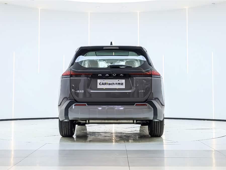 Toyota RAV4 2026 car image #7