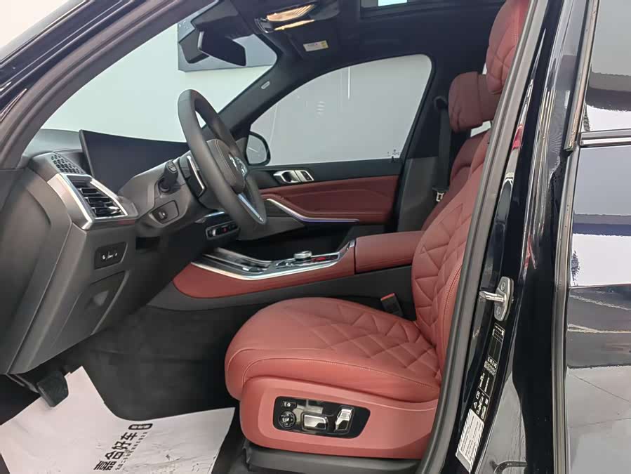 BMW X5 2025 صورة سيارة #7