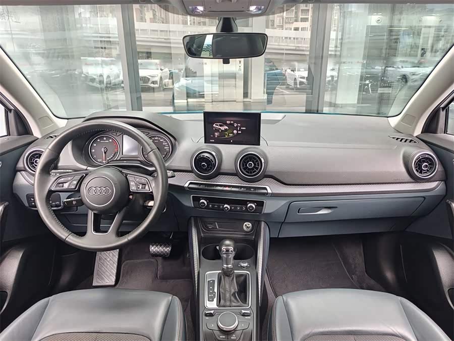 Audi Q2L 2019 imagem de carro #7