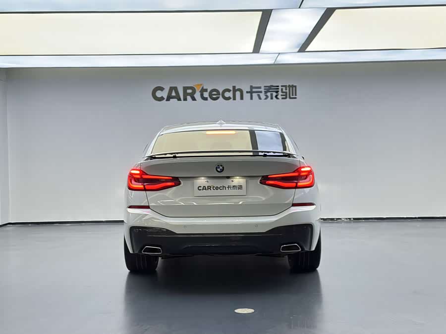 BMW 6 Series GT 2022 immagine di auto #7