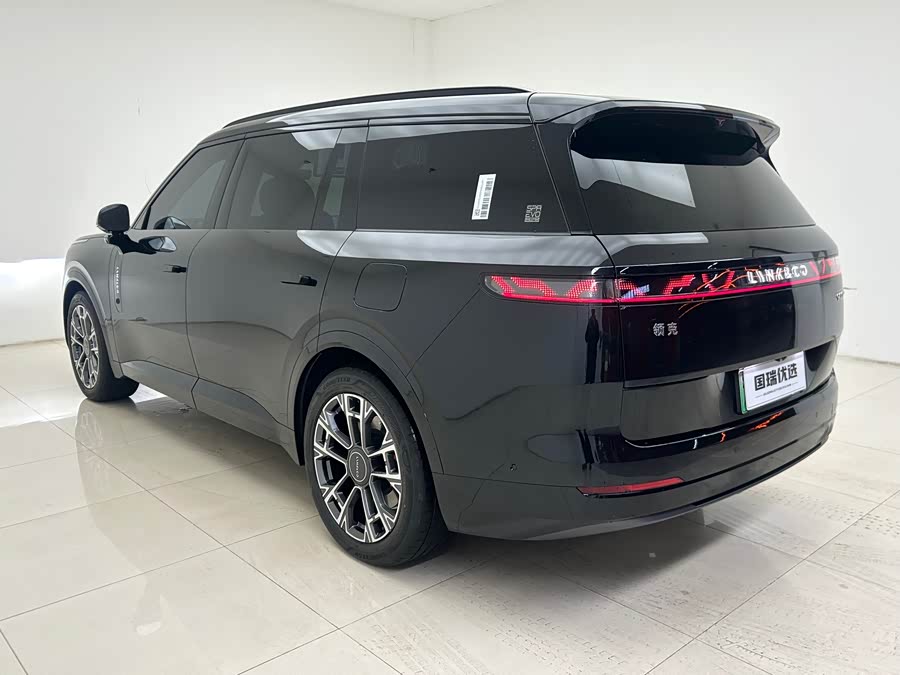 Lynk & Co 900 2025 car image #7