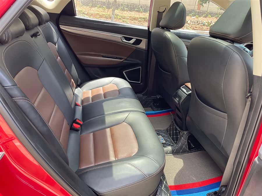 GEELY Emgrand GS 2019 #7 GEELY Emgrand GS 2019 car image #7